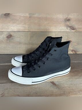 Converse High Tops Woman’s size 8 Men’s size 6 vinyl sneakers